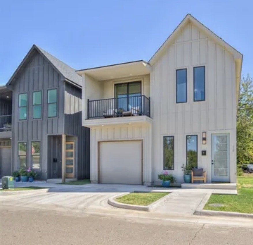 12 South Howard, Edmond, Oklahoma — exterior